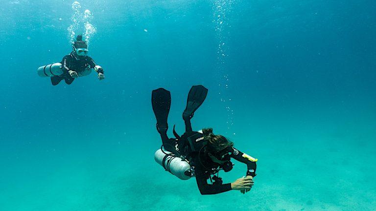 6 Reasons to become a Sidemount Diver on Koh Tao